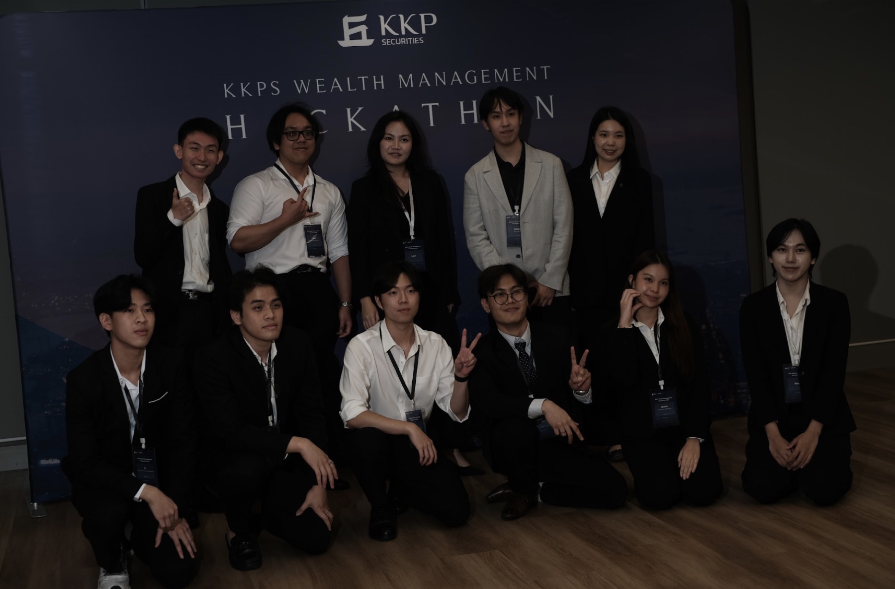 BAWMS members pose at the closing session
